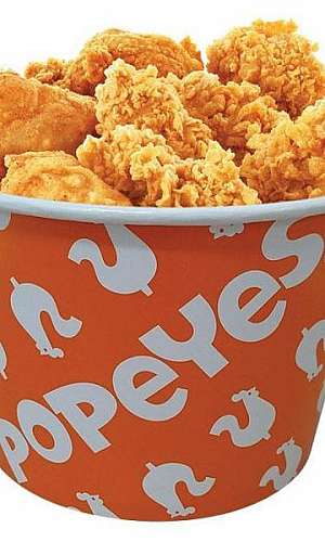 Balde de frango frito para delivery Balde de frango frito para delivery